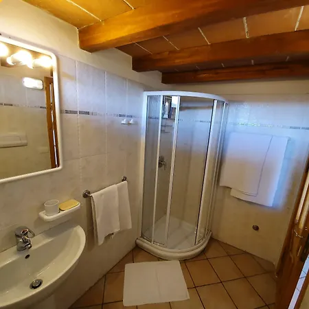 Otel L'urteia Rivergaro